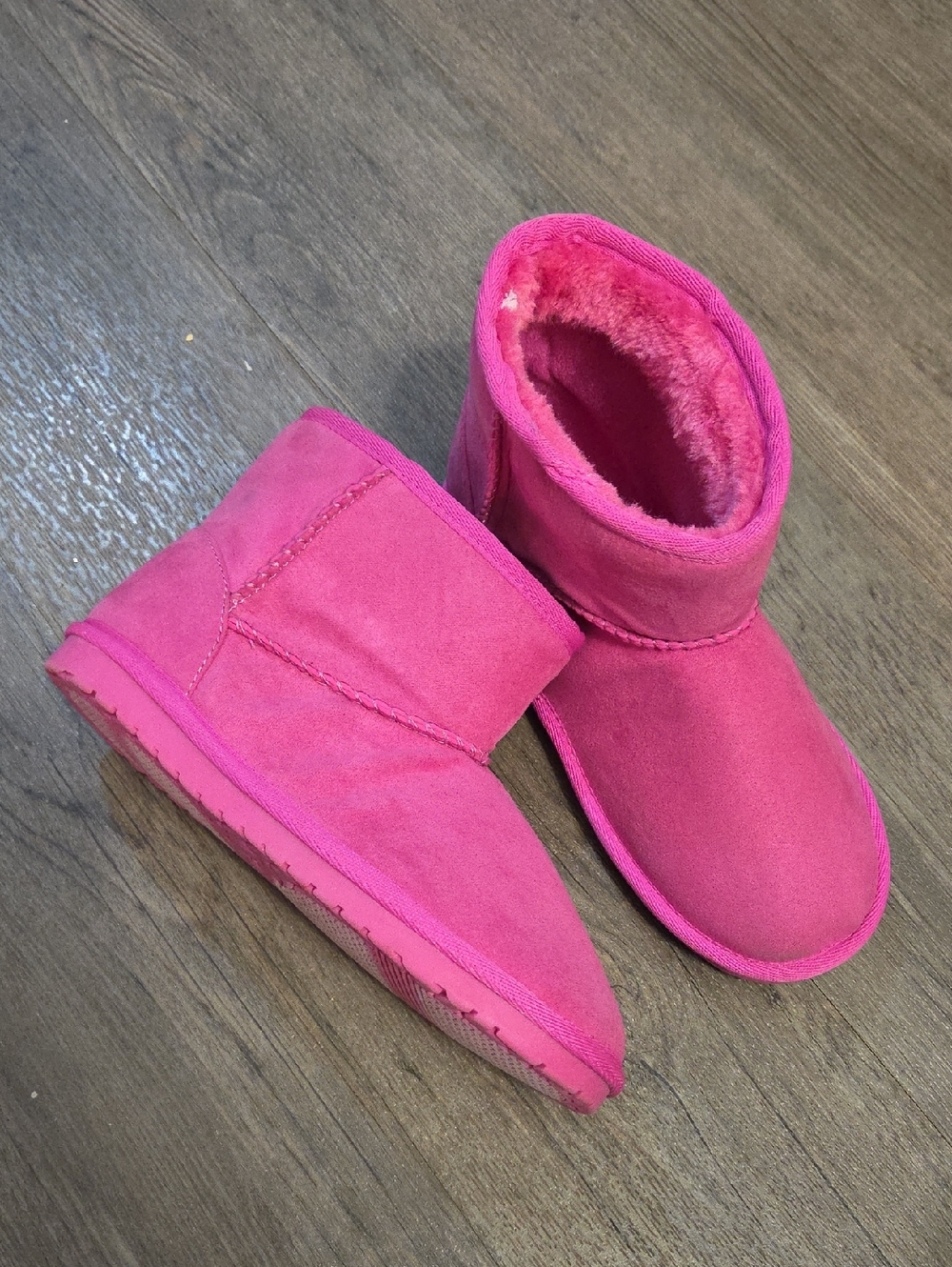 Place • Bright Pink Plush Lined Short Winter Boots